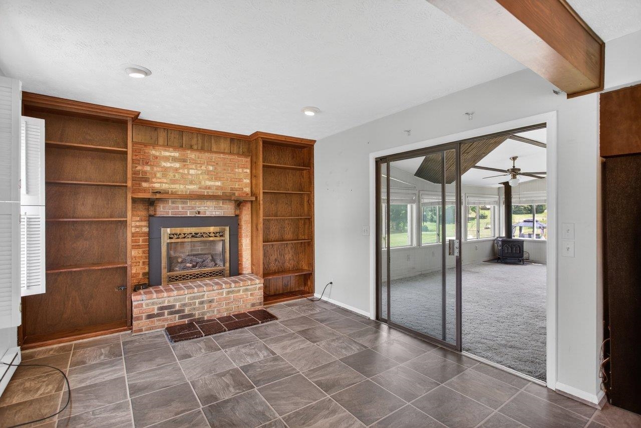 1665 MASSANETTA SPRINGS RD