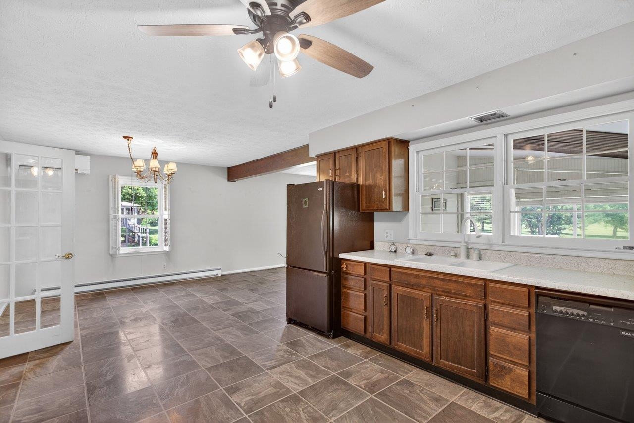 1665 MASSANETTA SPRINGS RD