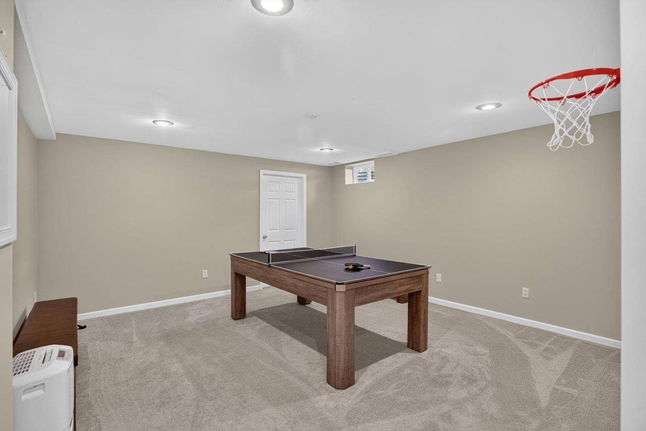 120 DAVID CIR