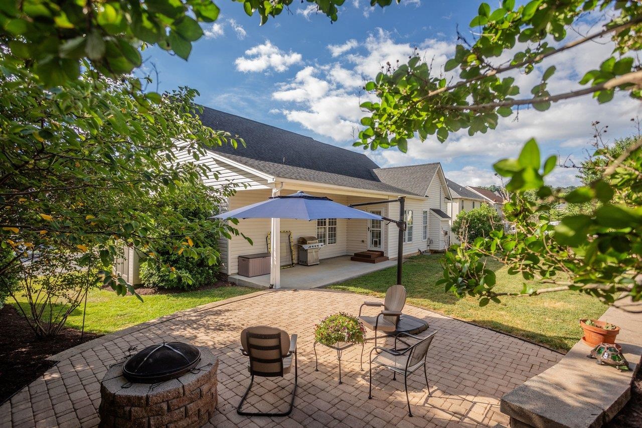120 DAVID CIR