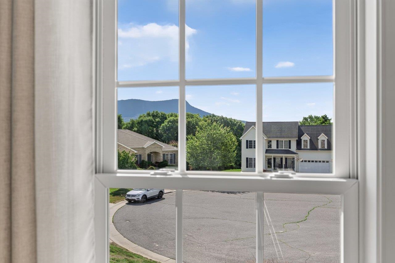 120 DAVID CIR