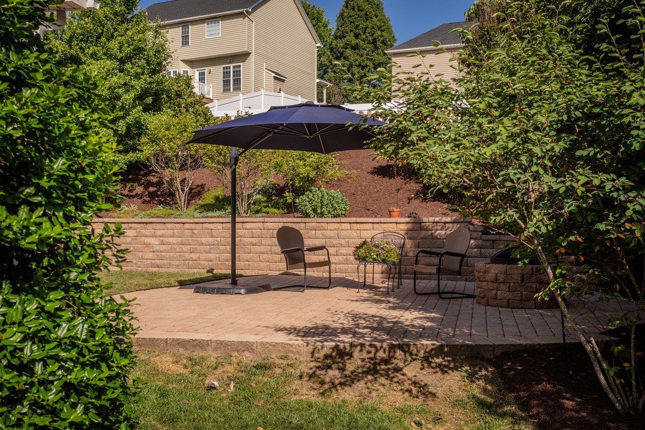 120 DAVID CIR