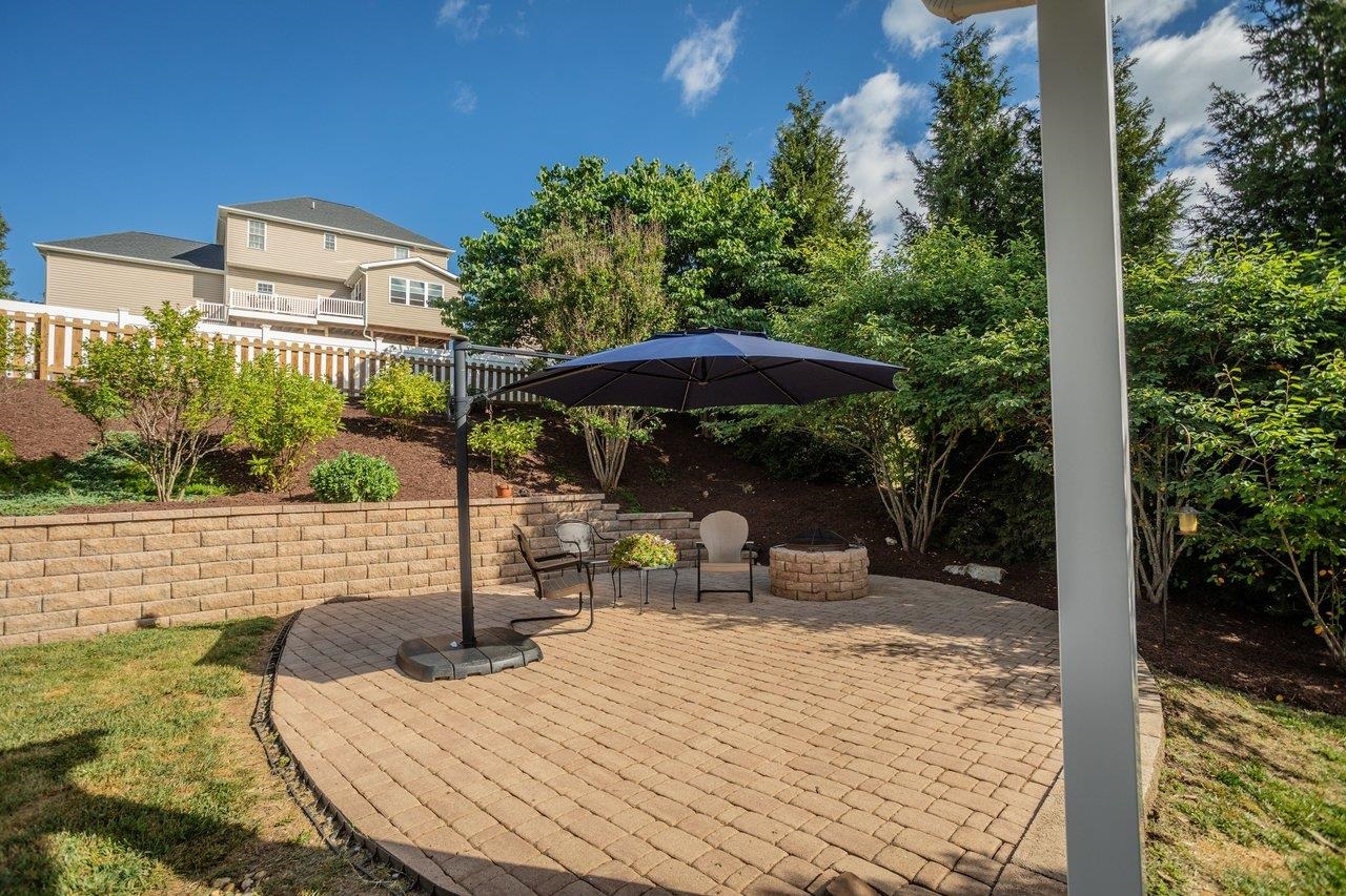 120 DAVID CIR