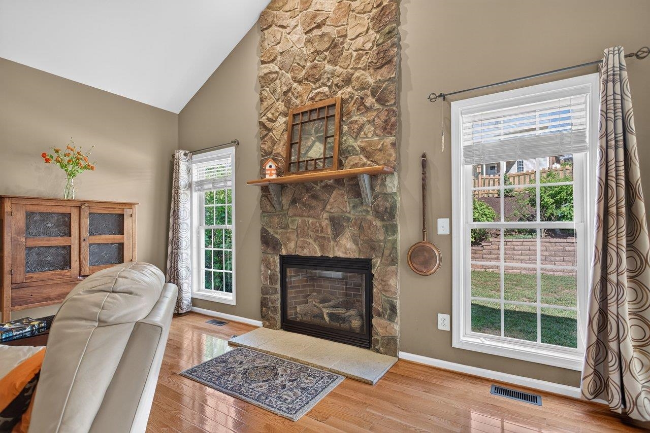 120 DAVID CIR