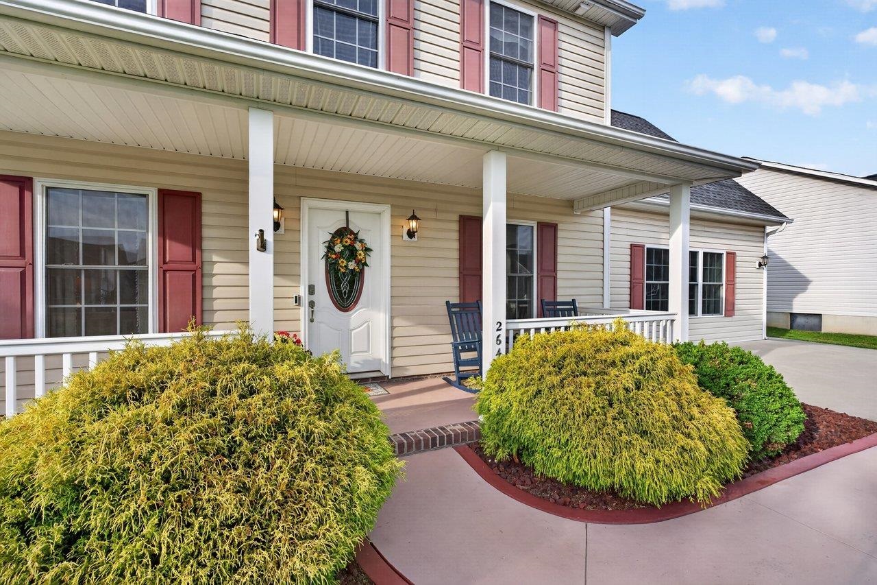 264 DYLAN CIR