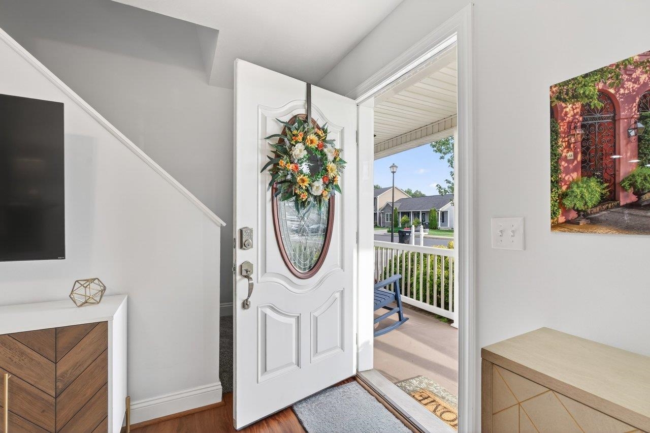 264 DYLAN CIR