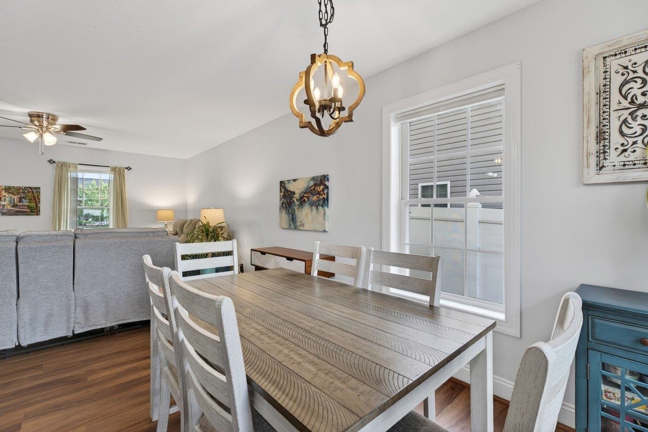 264 DYLAN CIR