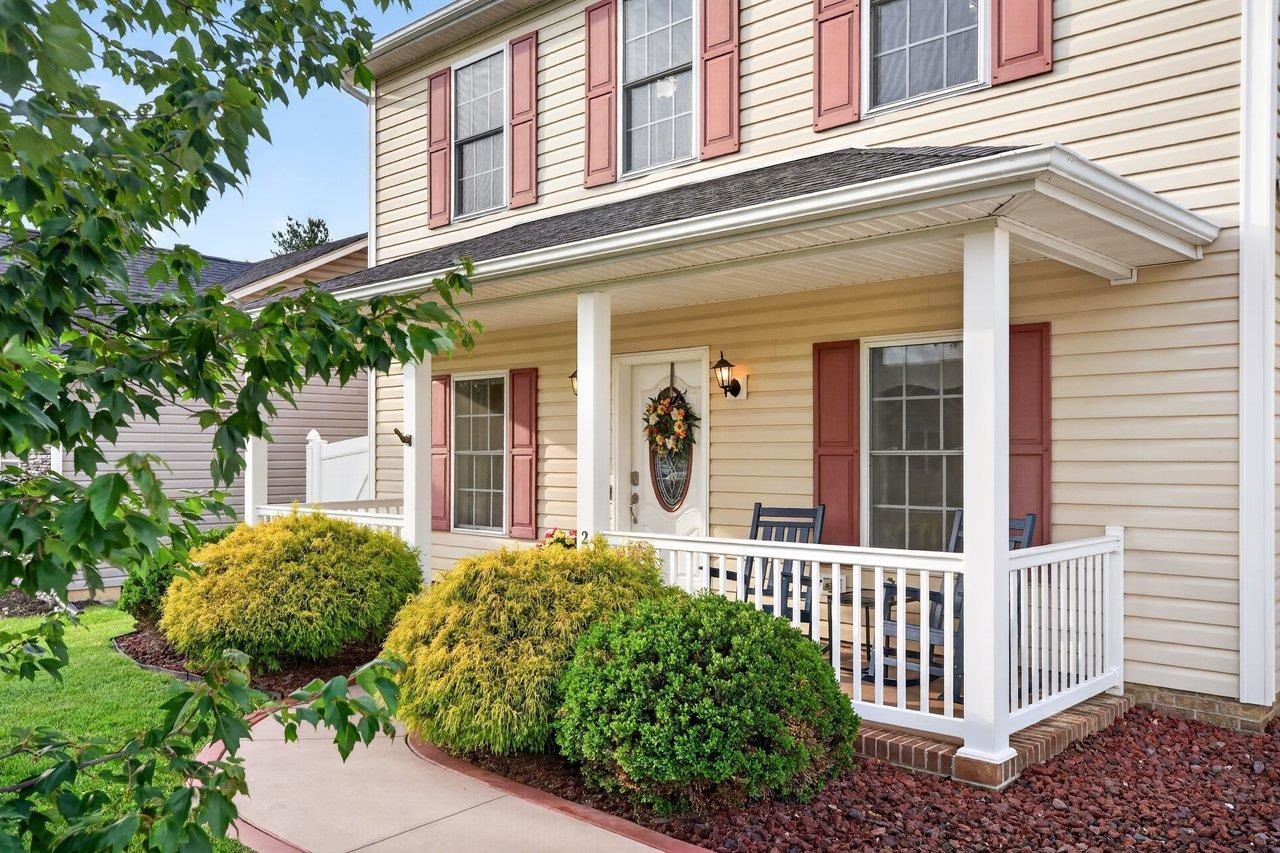 264 DYLAN CIR