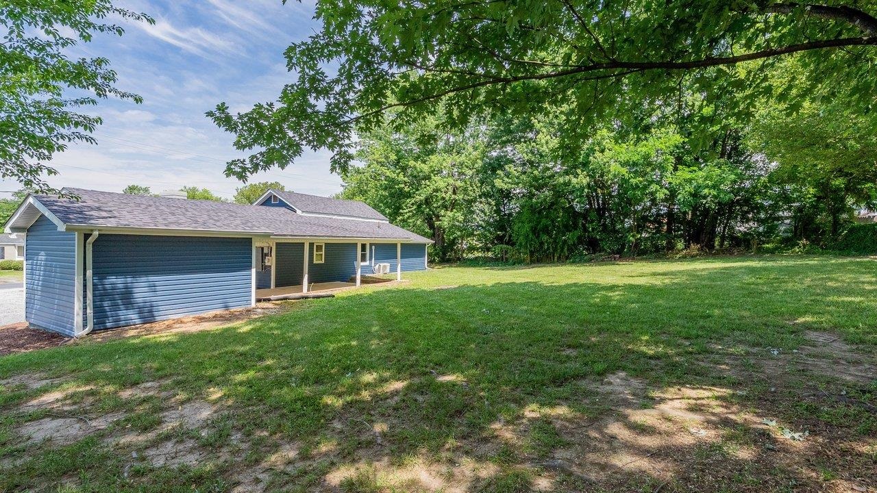 577 POND AVE
