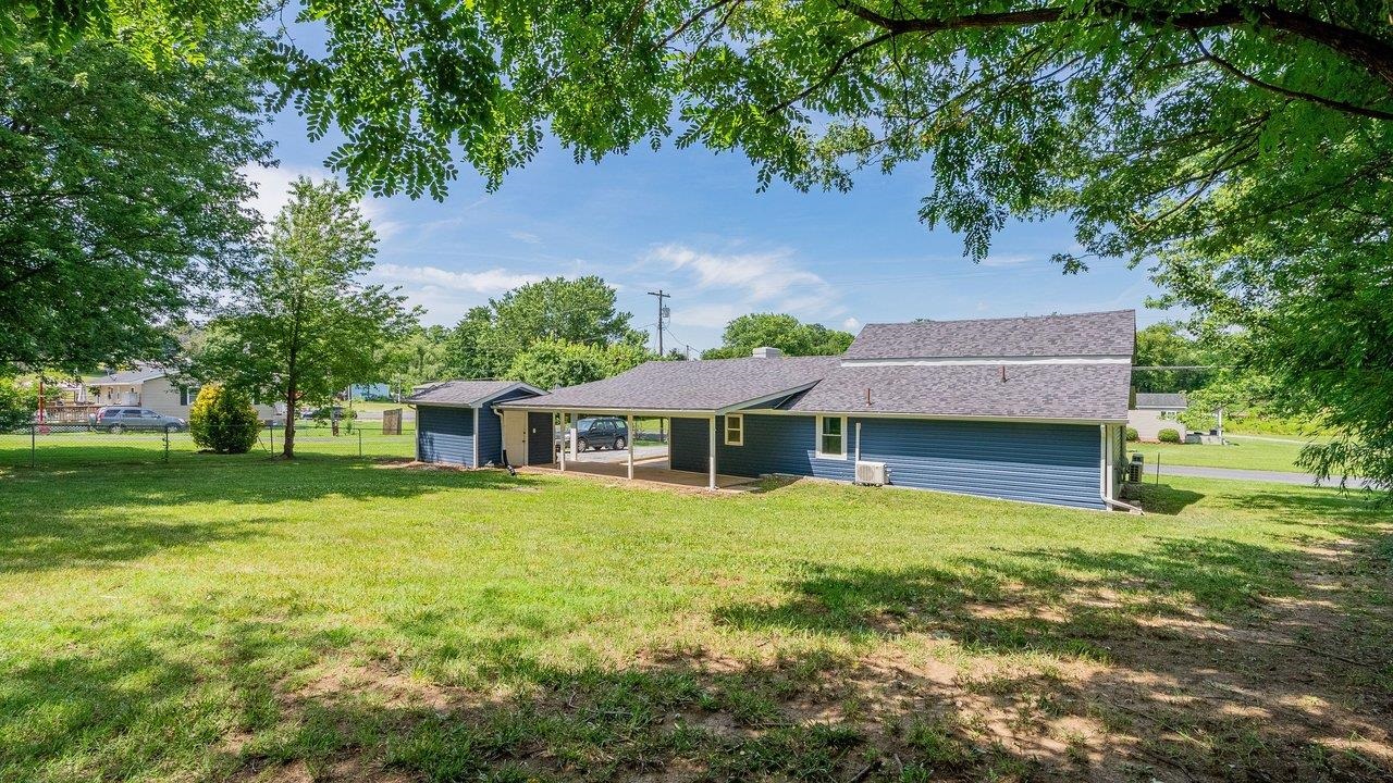 577 POND AVE