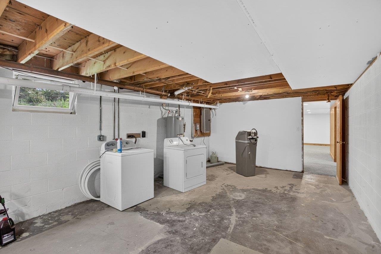 937 WREN WAY