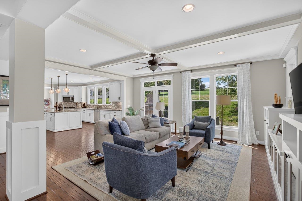3371 VERA VISTA PATH