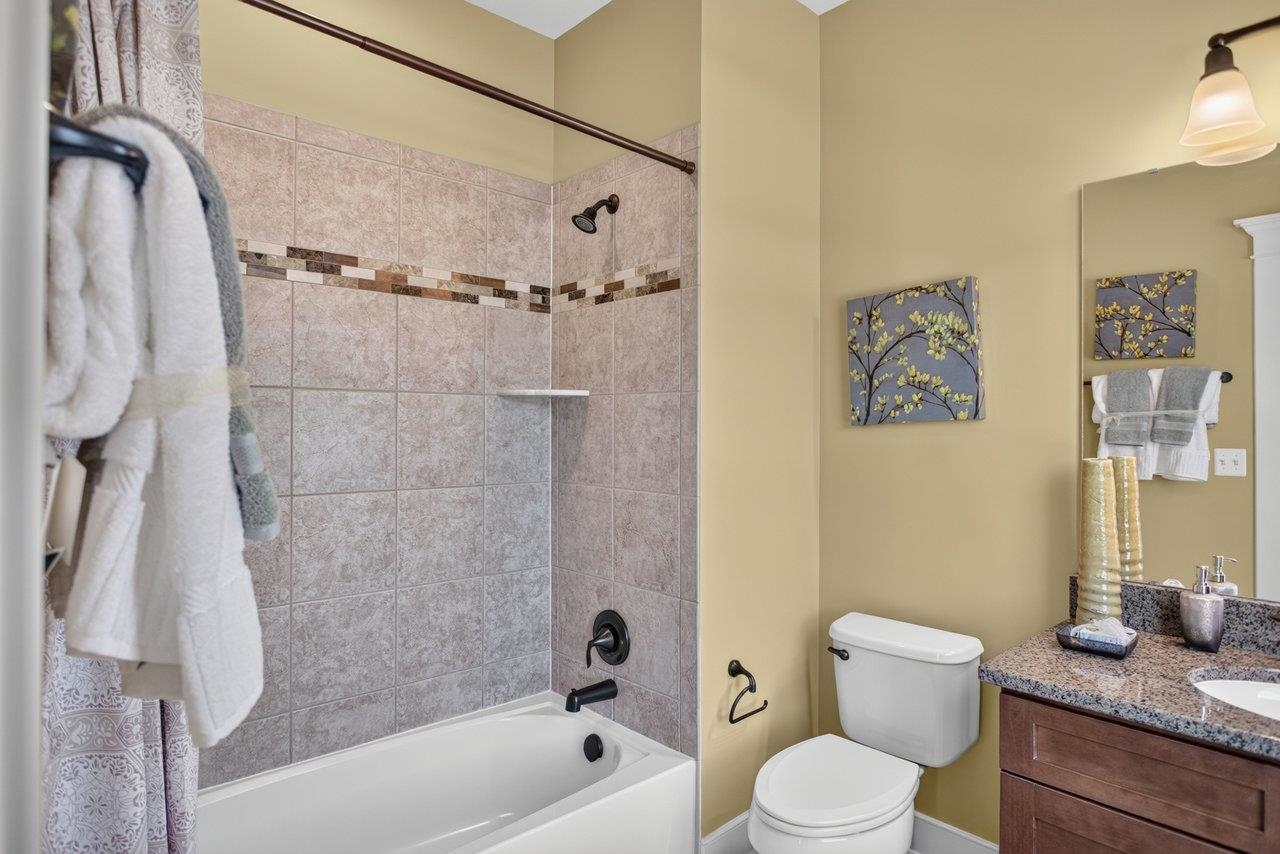3371 VERA VISTA PATH