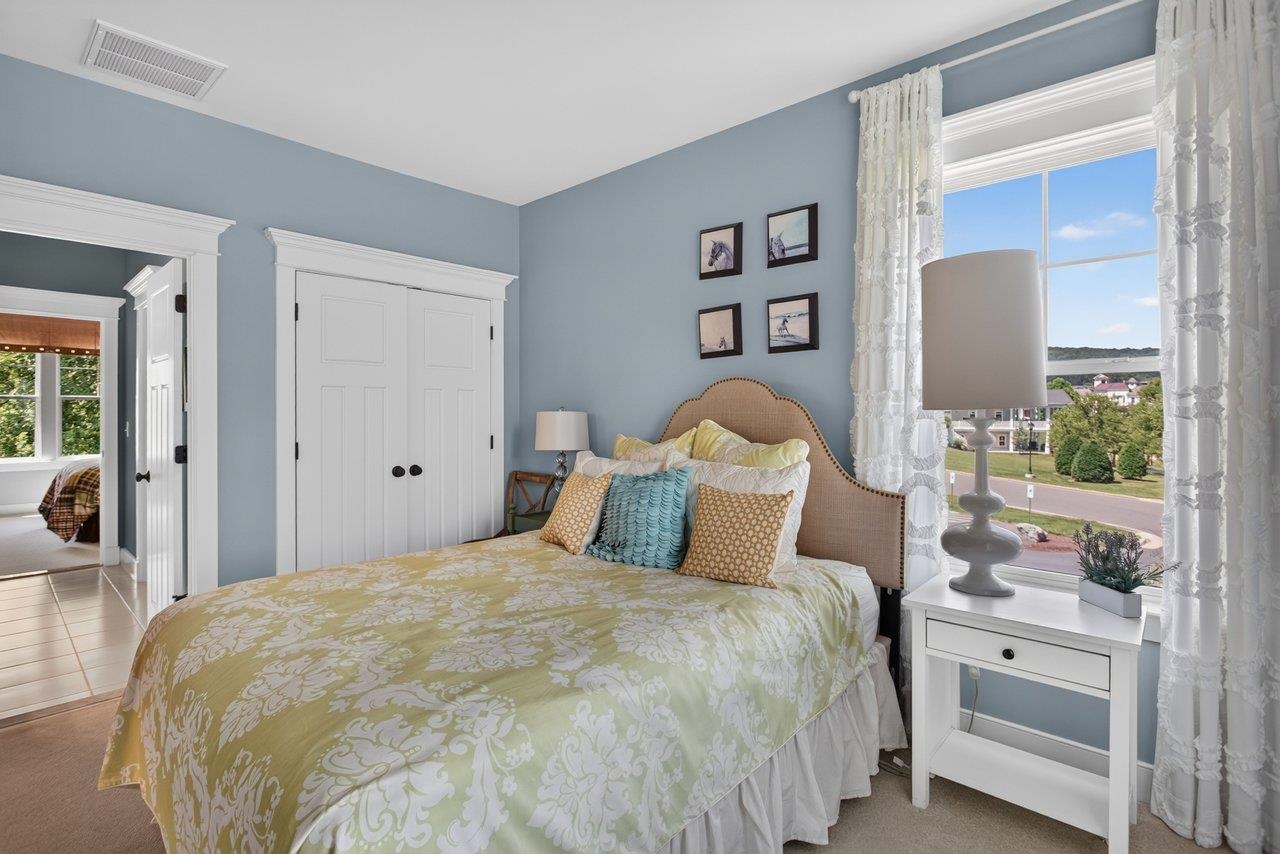 3371 VERA VISTA PATH