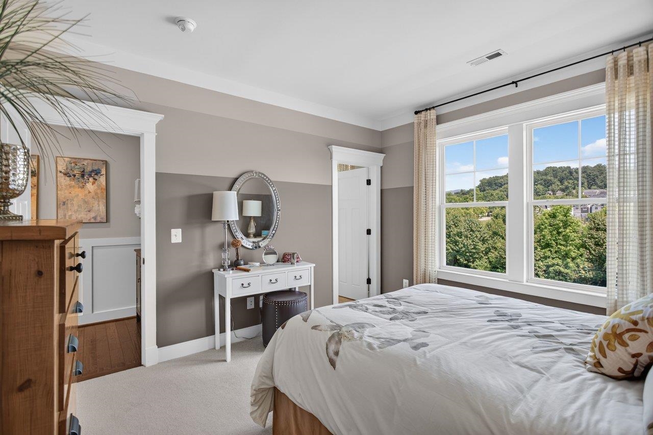 3371 VERA VISTA PATH