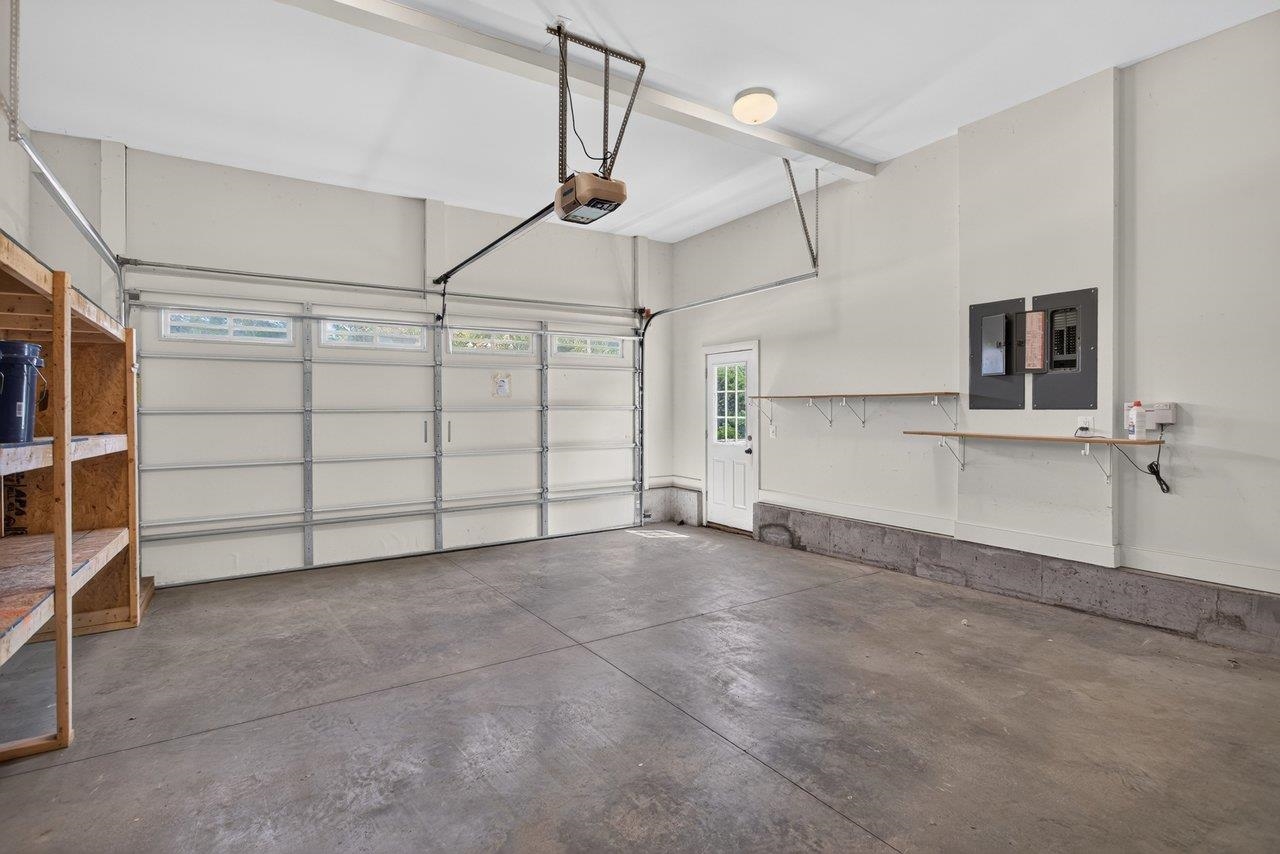 3371 VERA VISTA PATH