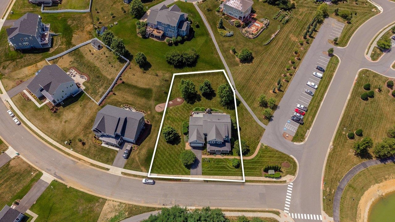 3371 VERA VISTA PATH