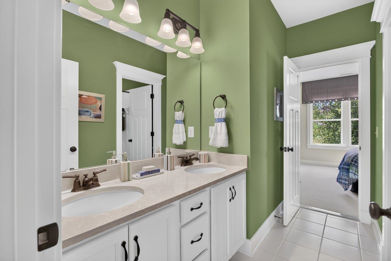 3371 VERA VISTA PATH