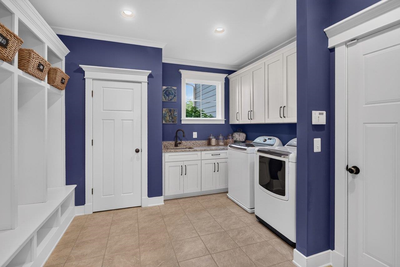 3371 VERA VISTA PATH