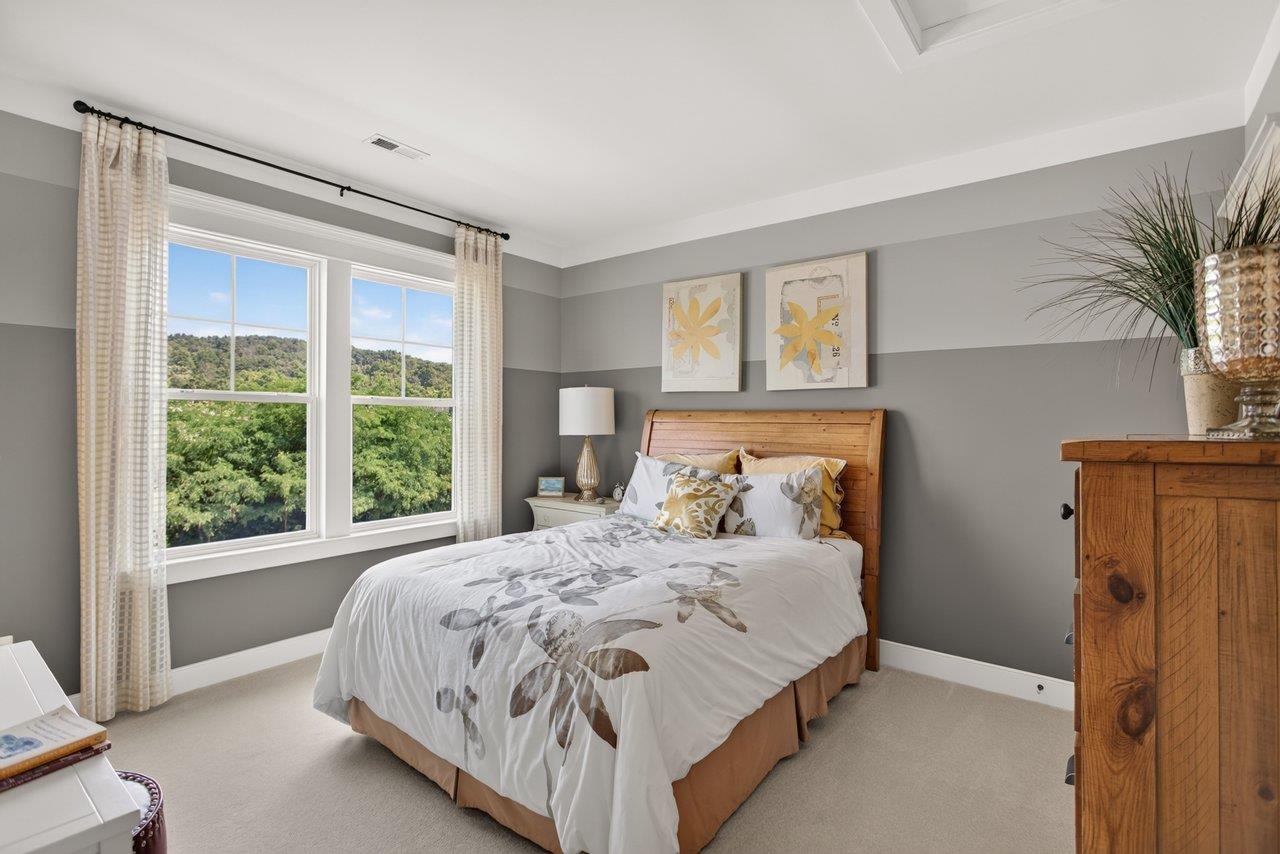 3371 VERA VISTA PATH