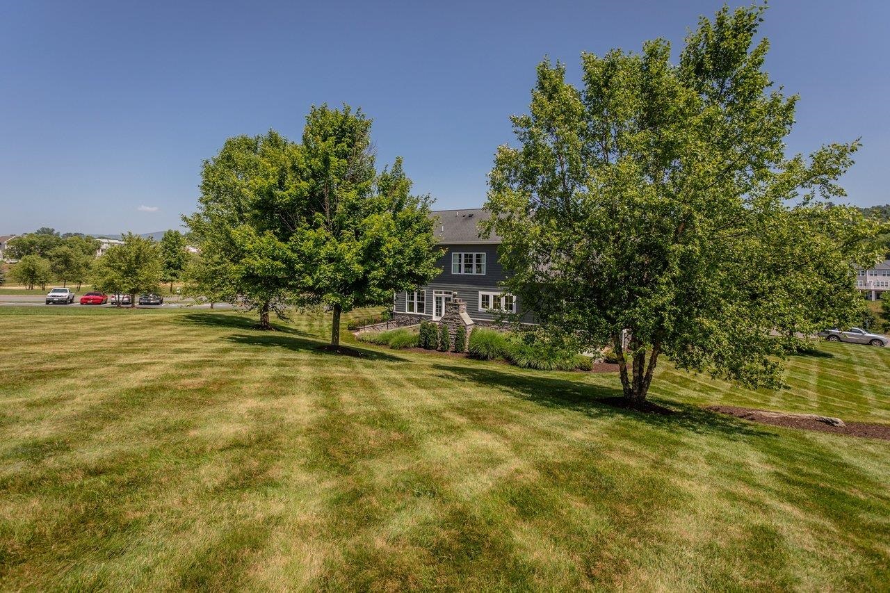 3371 VERA VISTA PATH