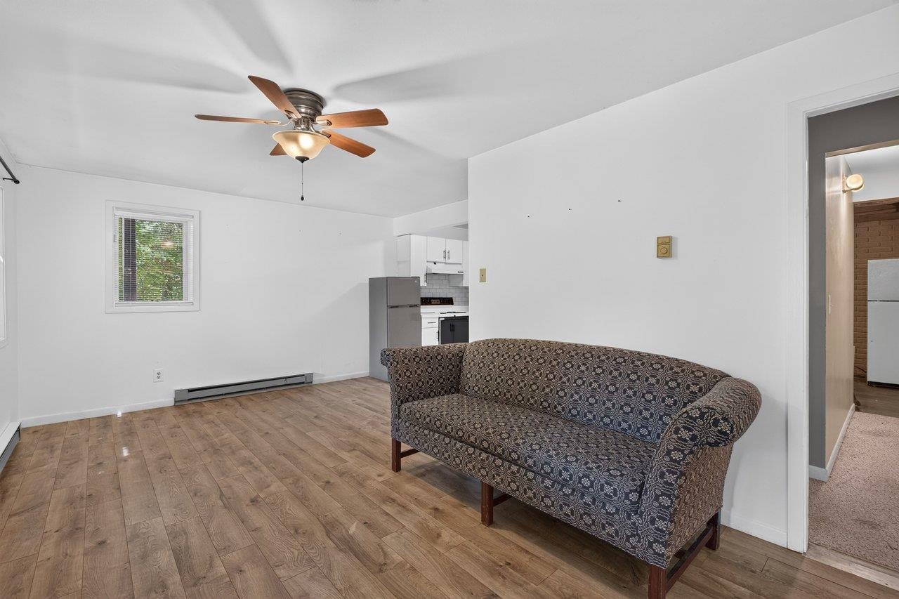 1170 LINCOLNSHIRE DR