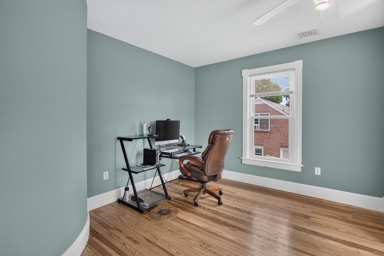 308 BROAD ST