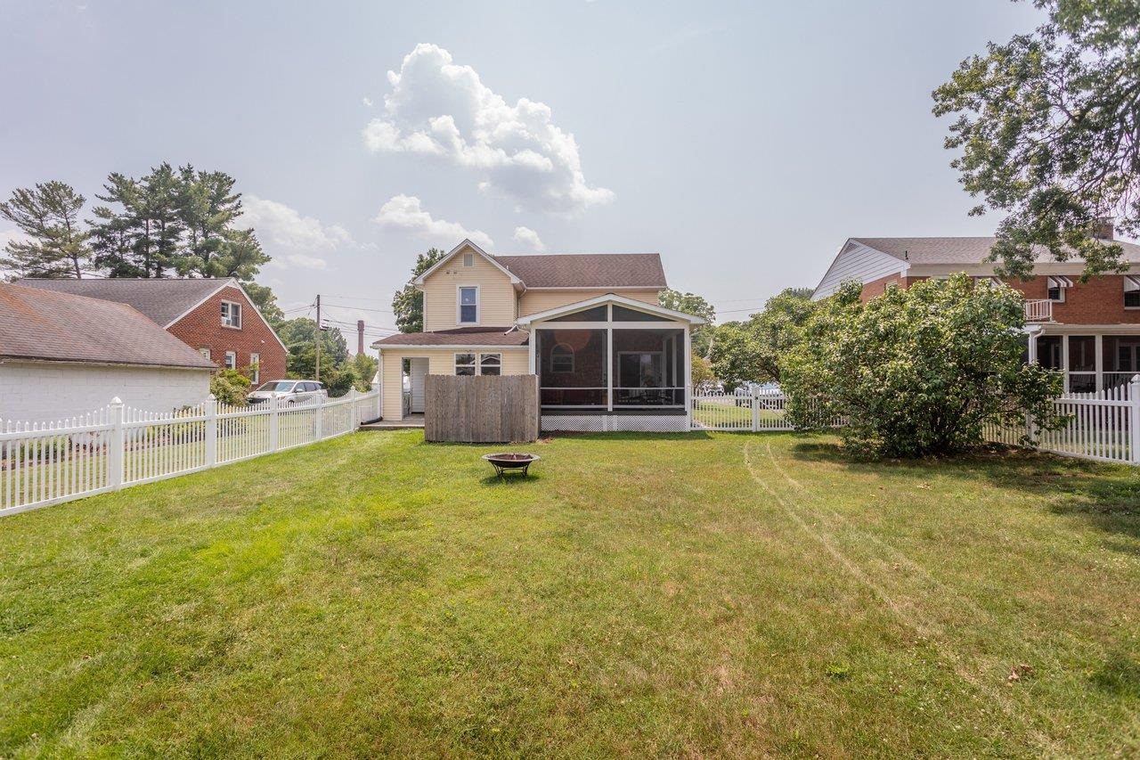308 BROAD ST