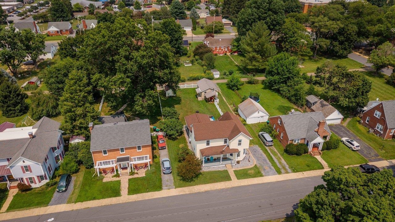 308 BROAD ST