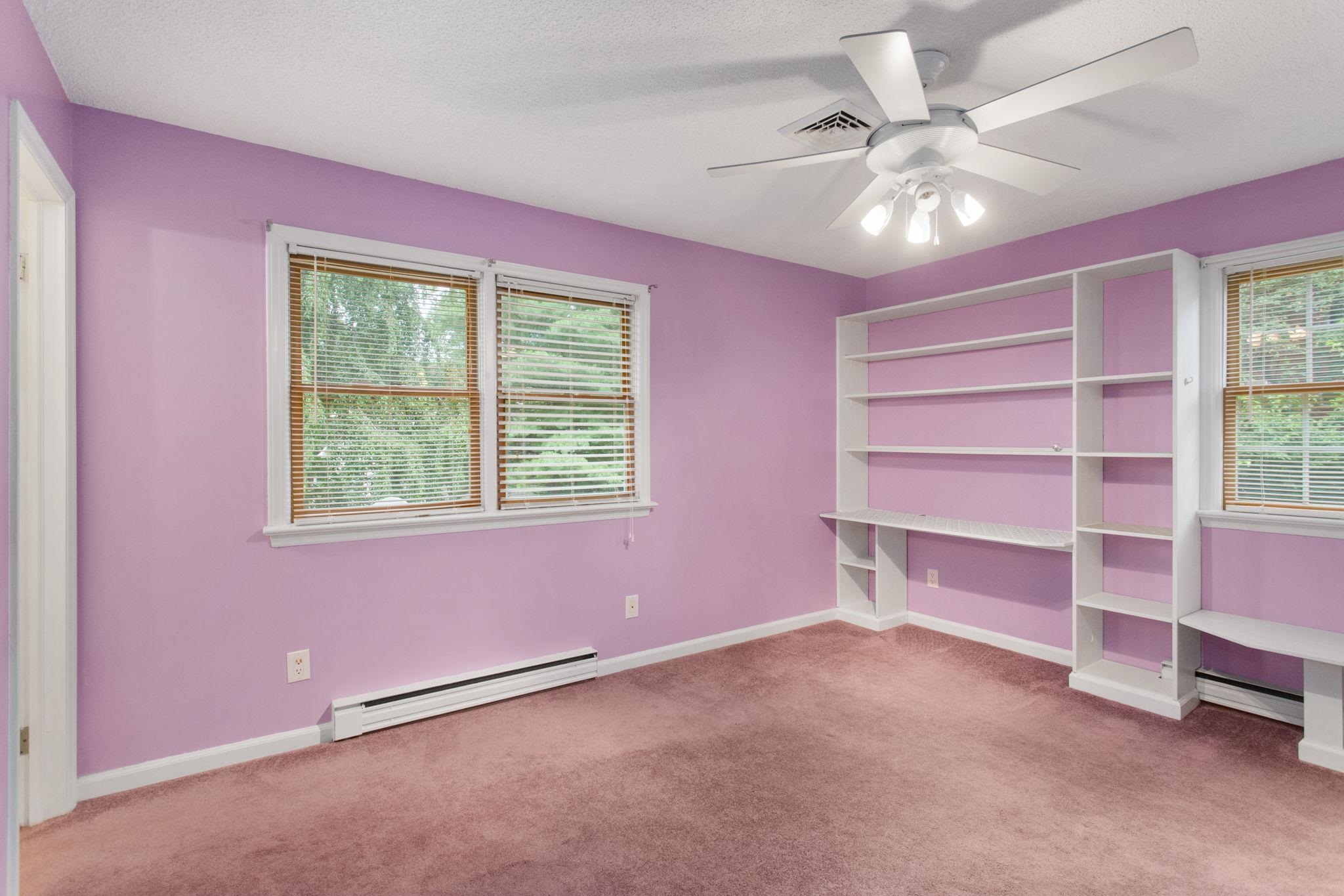 206 BELMONT DR
