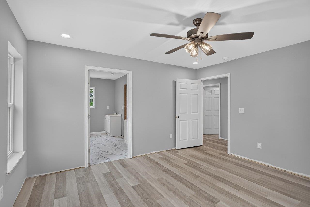 395 TRENTON AVE