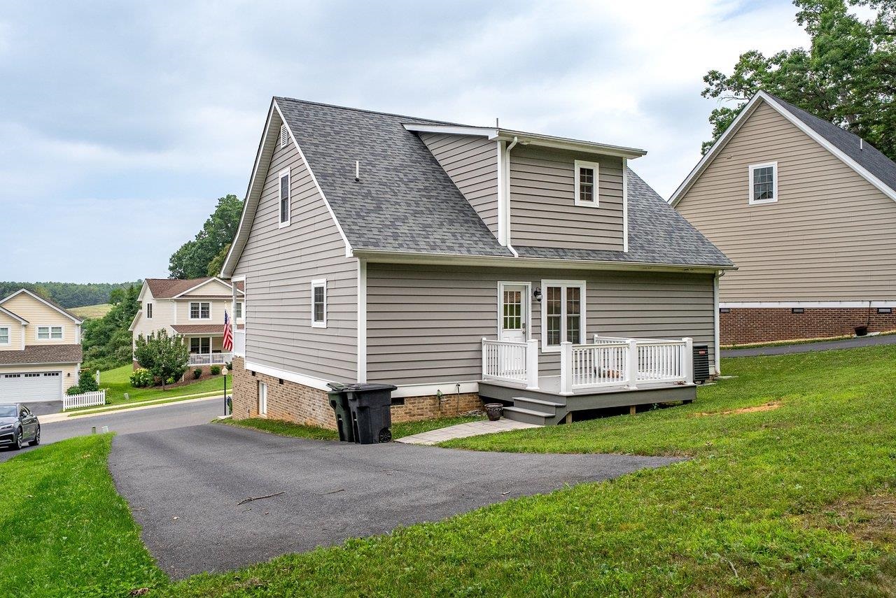 209 BELL CREEK DR