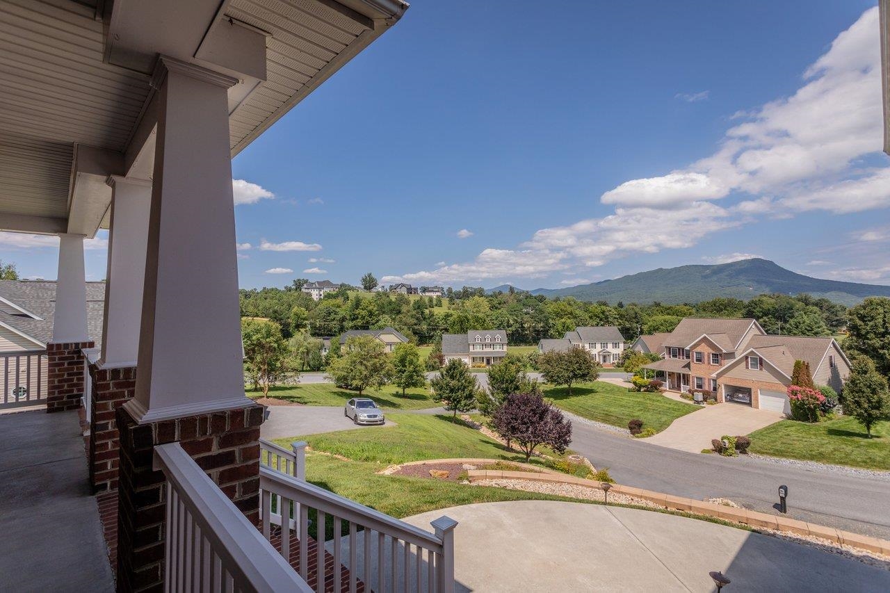 1540 MARIGOLD CIR