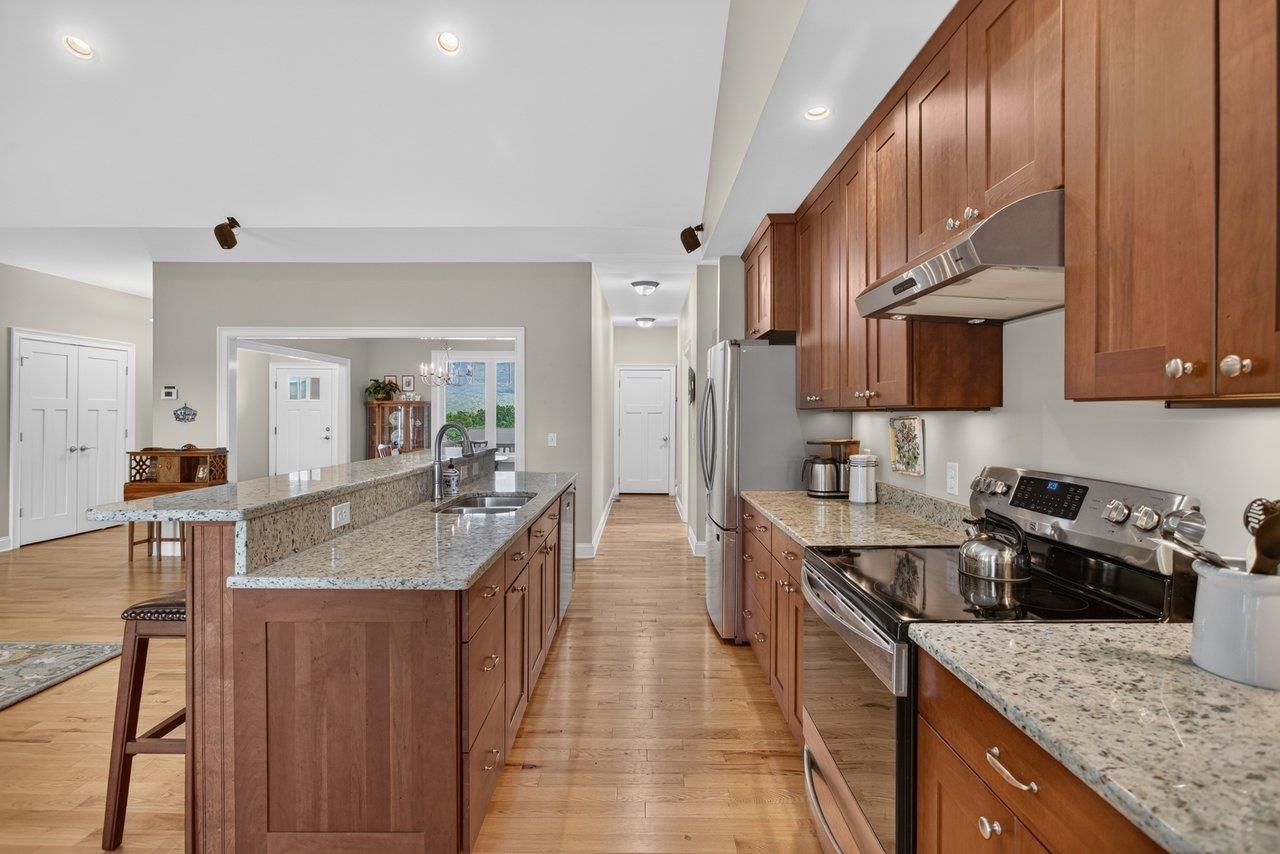 1540 MARIGOLD CIR