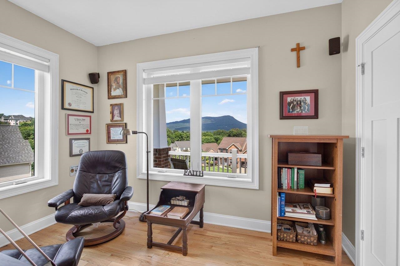1540 MARIGOLD CIR