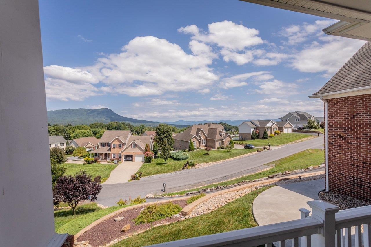 1540 MARIGOLD CIR
