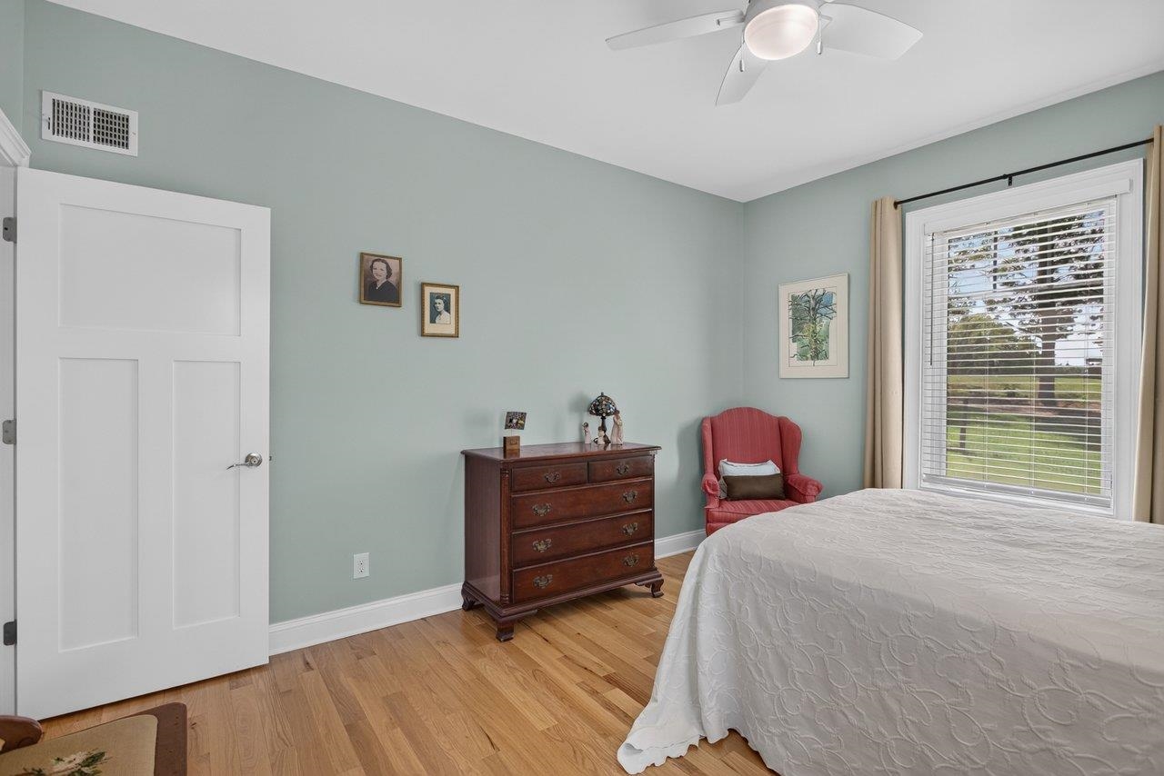 1540 MARIGOLD CIR
