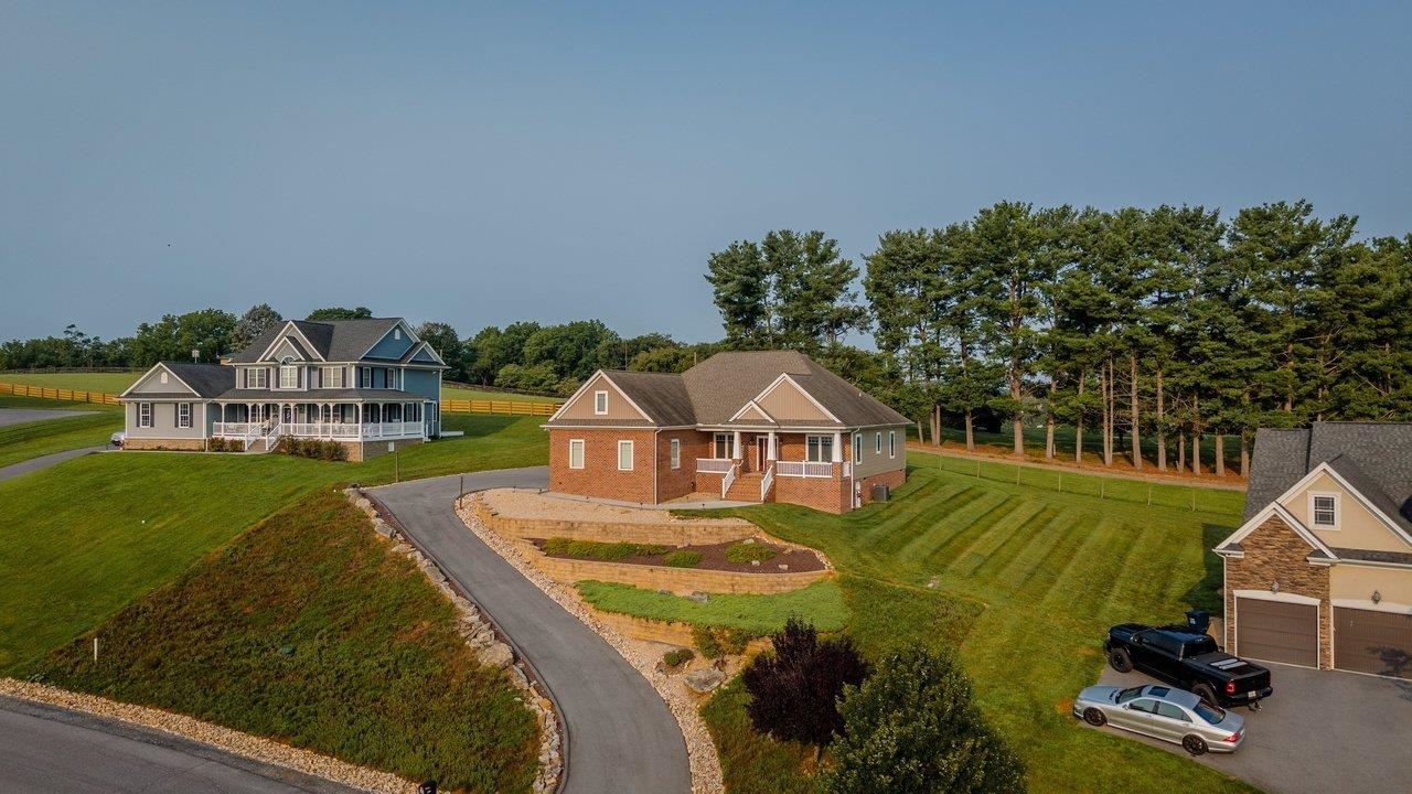 1540 MARIGOLD CIR