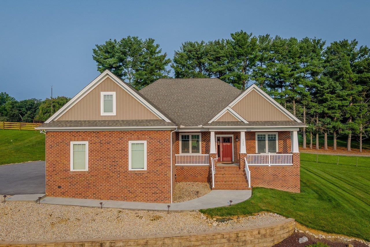 1540 MARIGOLD CIR