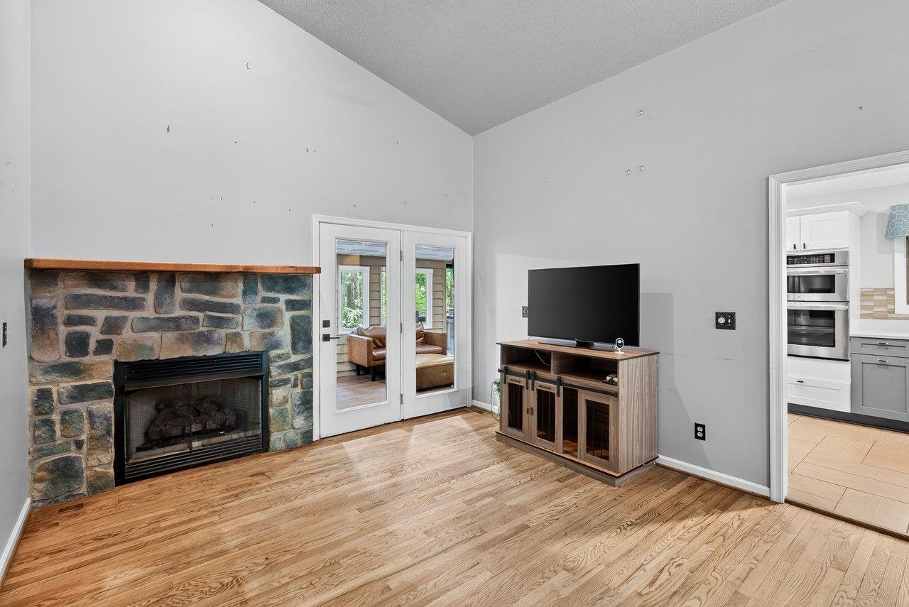 144 CROSS KEYS CT
