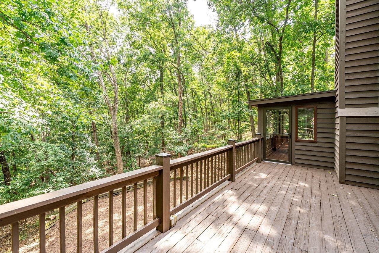 144 CROSS KEYS CT
