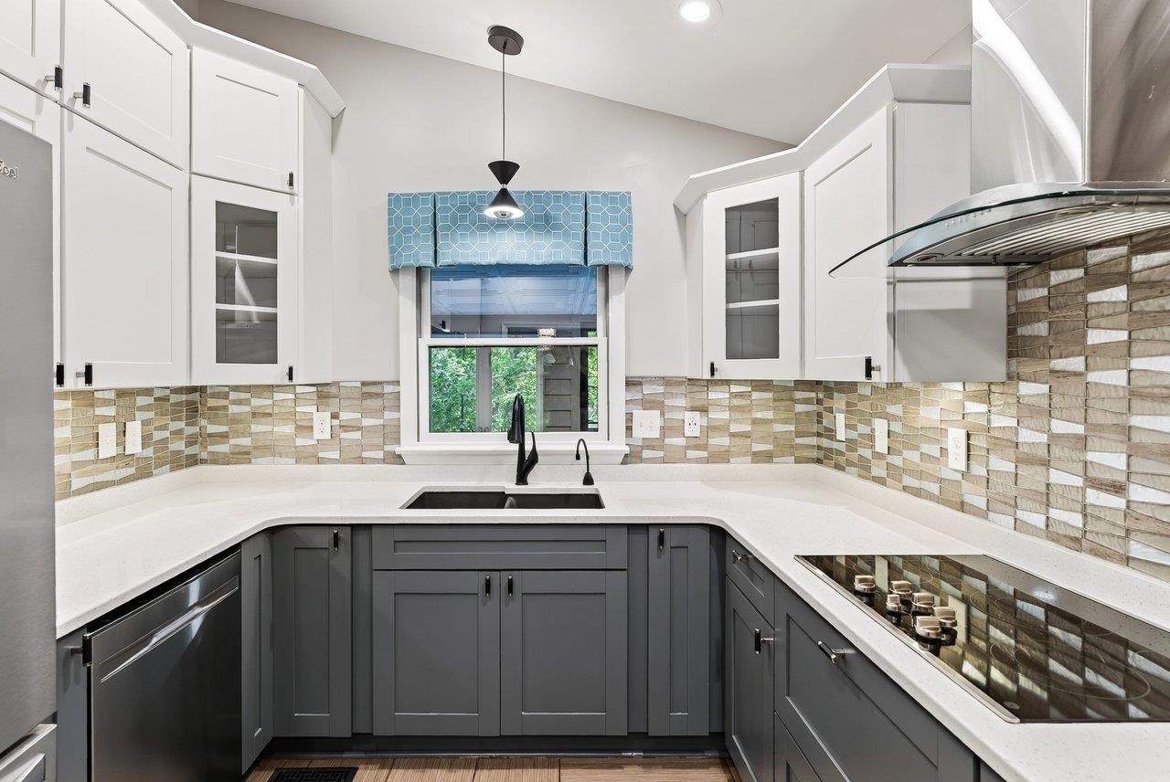 144 CROSS KEYS CT