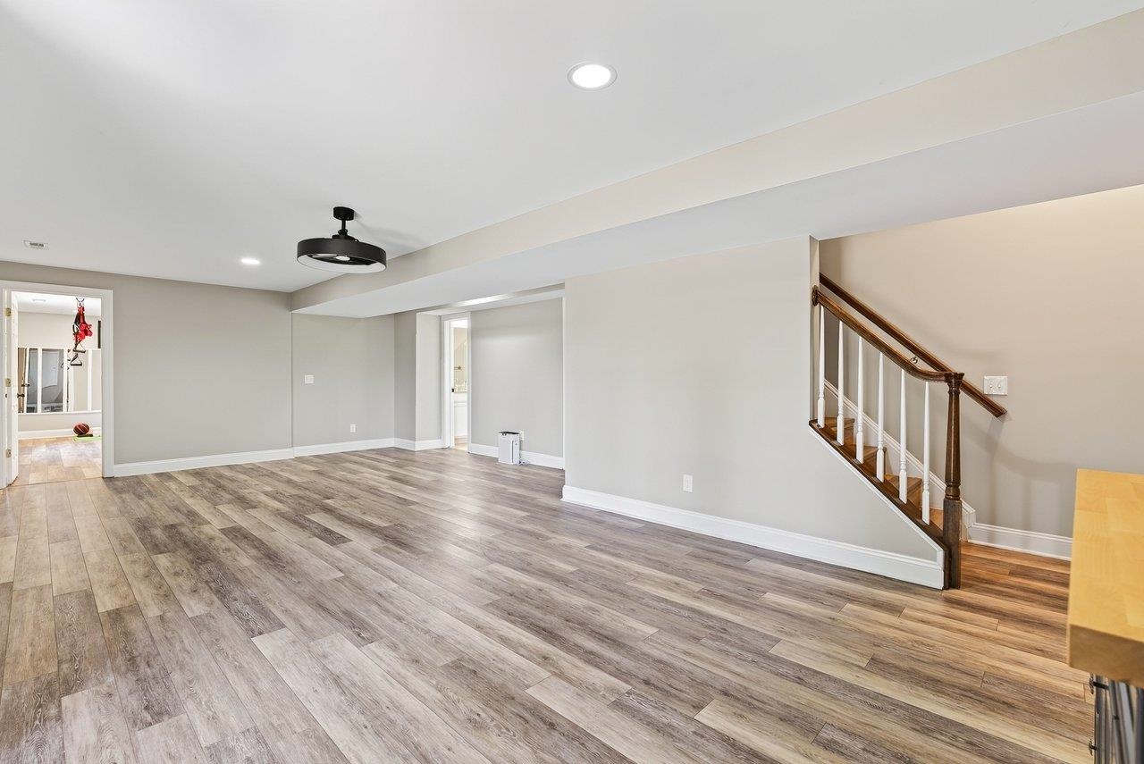 8340 OVERBROOK DR