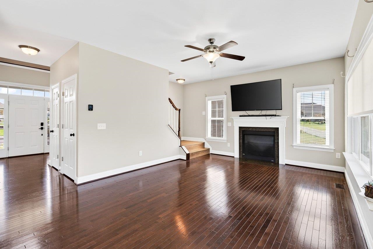 8340 OVERBROOK DR