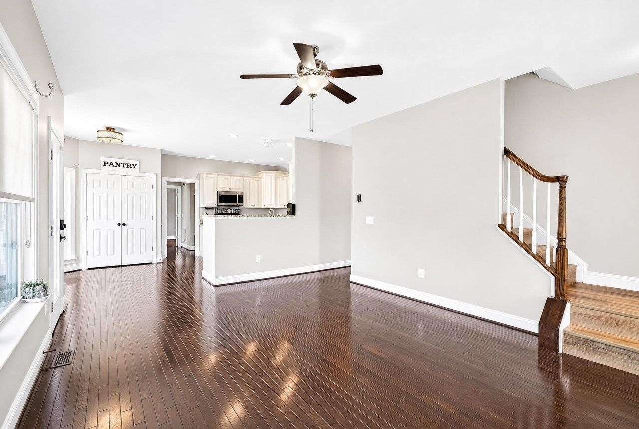 8340 OVERBROOK DR