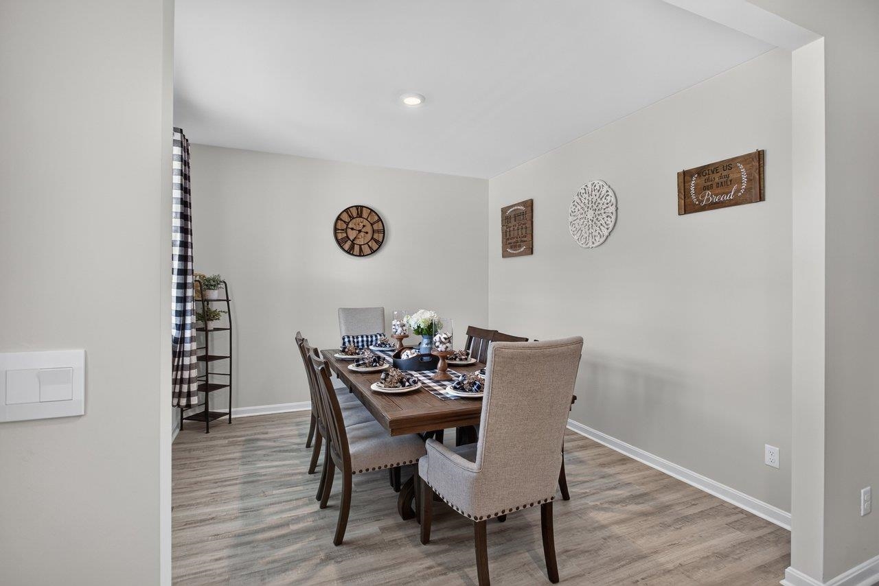 115 WATERFRONT DR