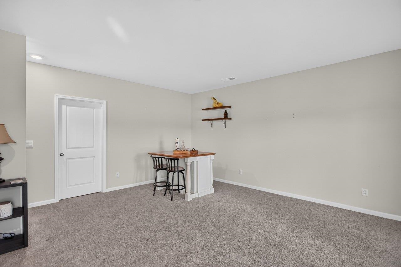 115 WATERFRONT DR