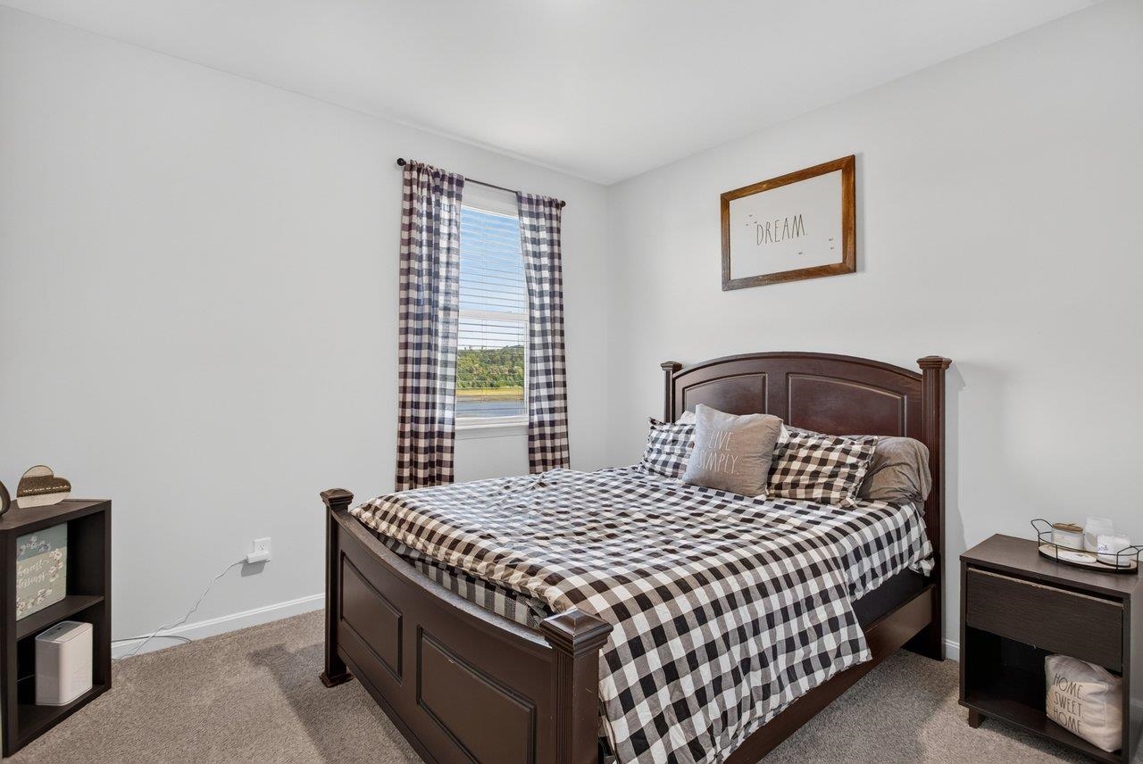115 WATERFRONT DR