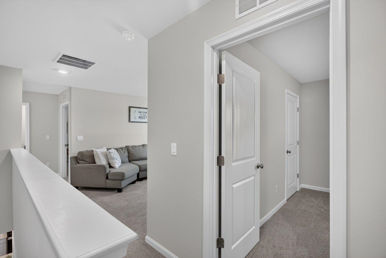 115 WATERFRONT DR