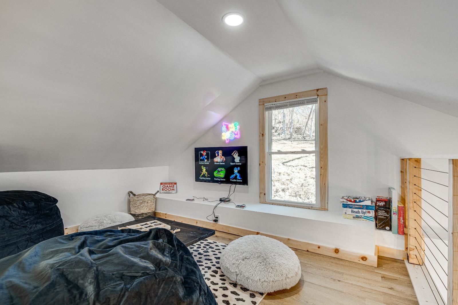 393 CROOKED RUN RD